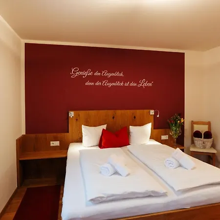 Appartamento Burgls Apartmenthaus