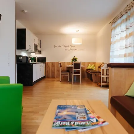 Апартаменты Burgls Apartmenthaus