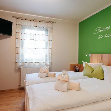 Burgls Apartmenthaus *