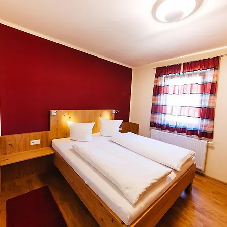 Burgls Apartmenthaus * Tröpolach