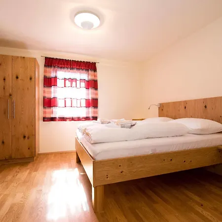 Burgls Apartmenthaus * Tröpolach