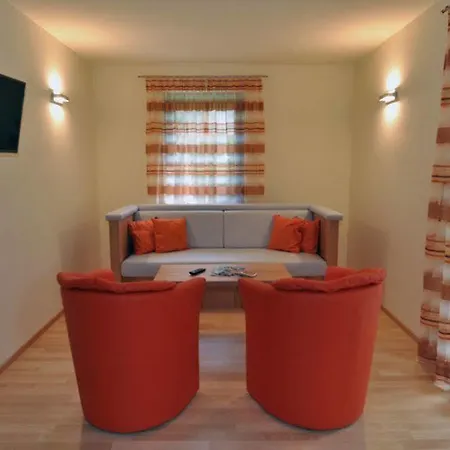 Burgls Apartmenthaus