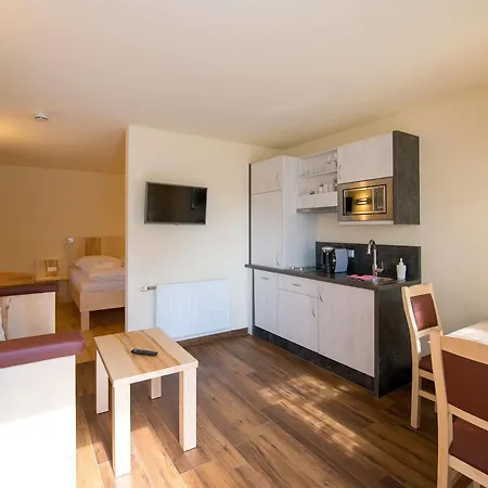 Burgls Apartmenthaus Tröpolach