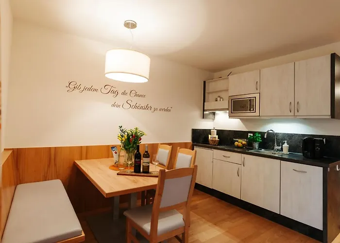 Burgls Apartmenthaus Daire