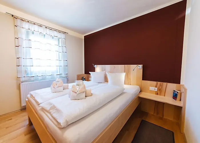 Burgls Apartmenthaus *