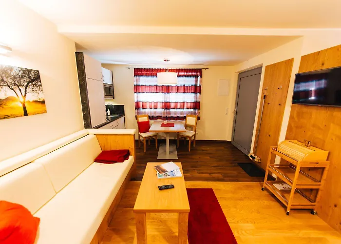 Burgls Apartmenthaus Daire Tröpolach